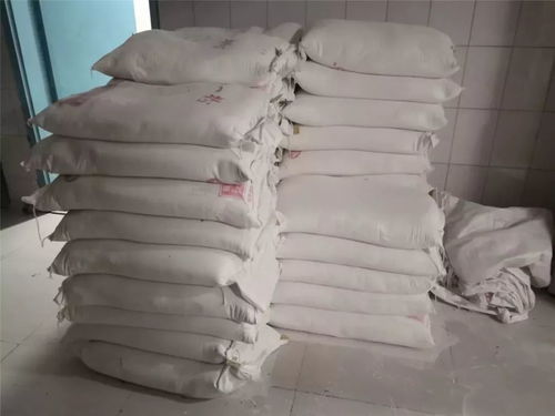 昼伏夜出躲检查，这家神秘的食品加工厂用工业盐被乐余人逮个正着